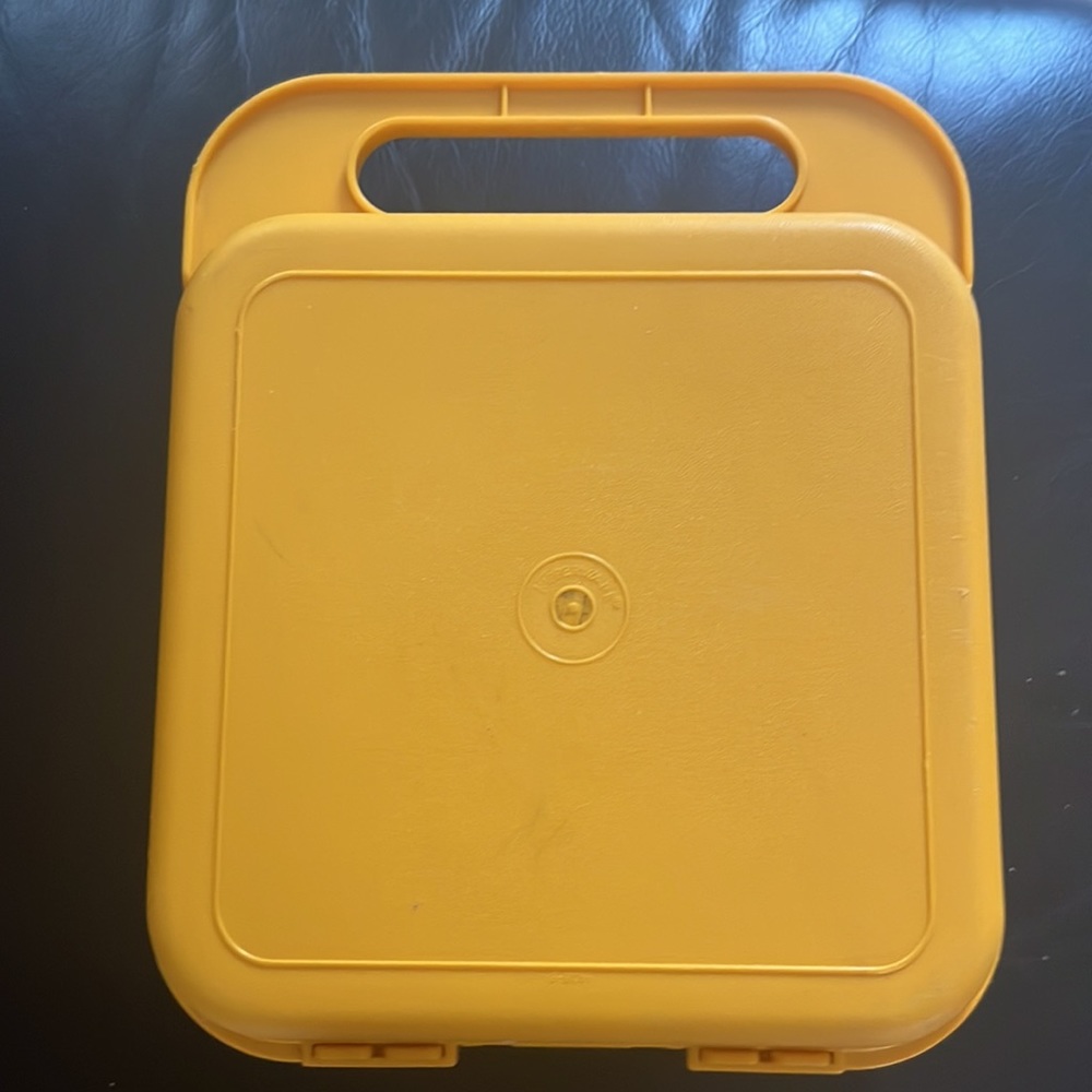 Tupperware ABC school case - Picture 2 of 7
